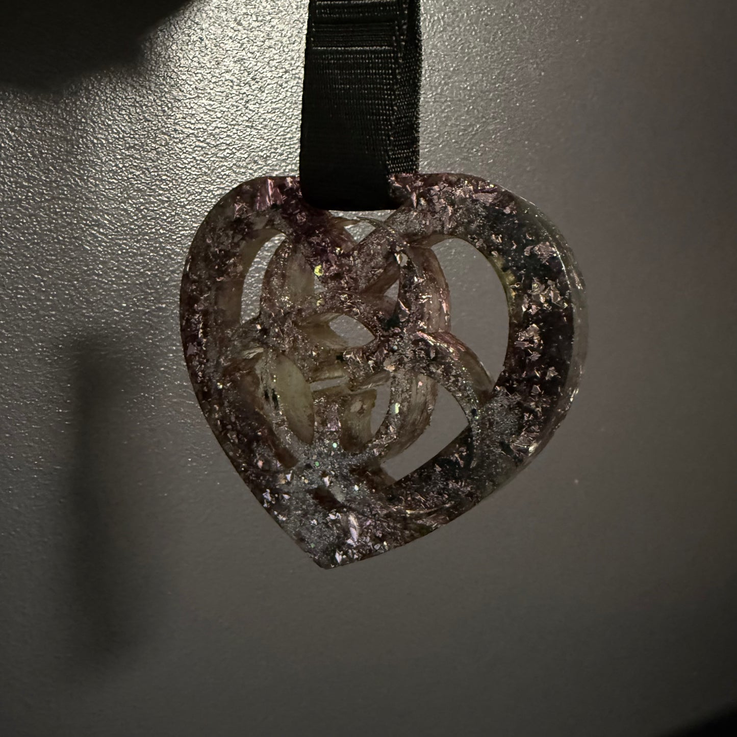 Toxic Heart Resin Tsurikawa